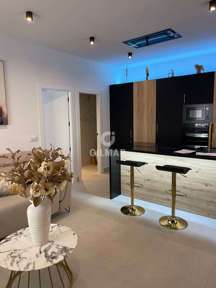 1 makuuhuone Asunto myytävänä paikassa Fuengirola mukana uima-altaan - 223 500 € (Ref: 9205910)
