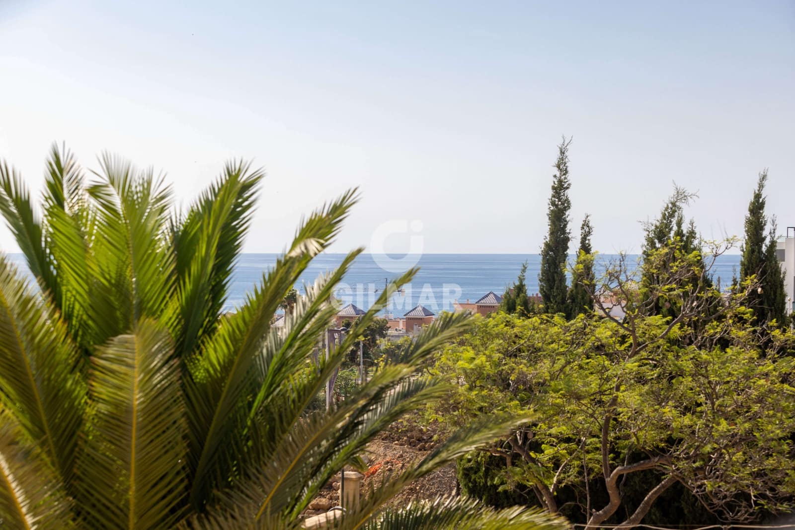 Chalet de 6 habitaciones en Estepona en venta con piscina - 1.490.000 € (Ref: 9205912)