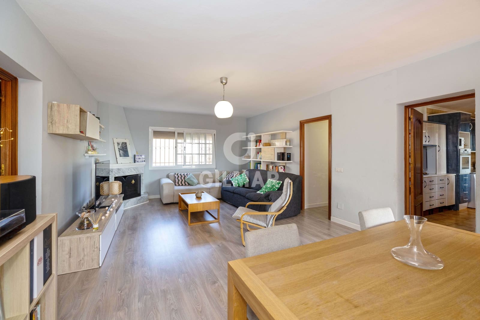 Chalet de 6 habitaciones en Estepona en venta con piscina - 1.490.000 € (Ref: 9205912)