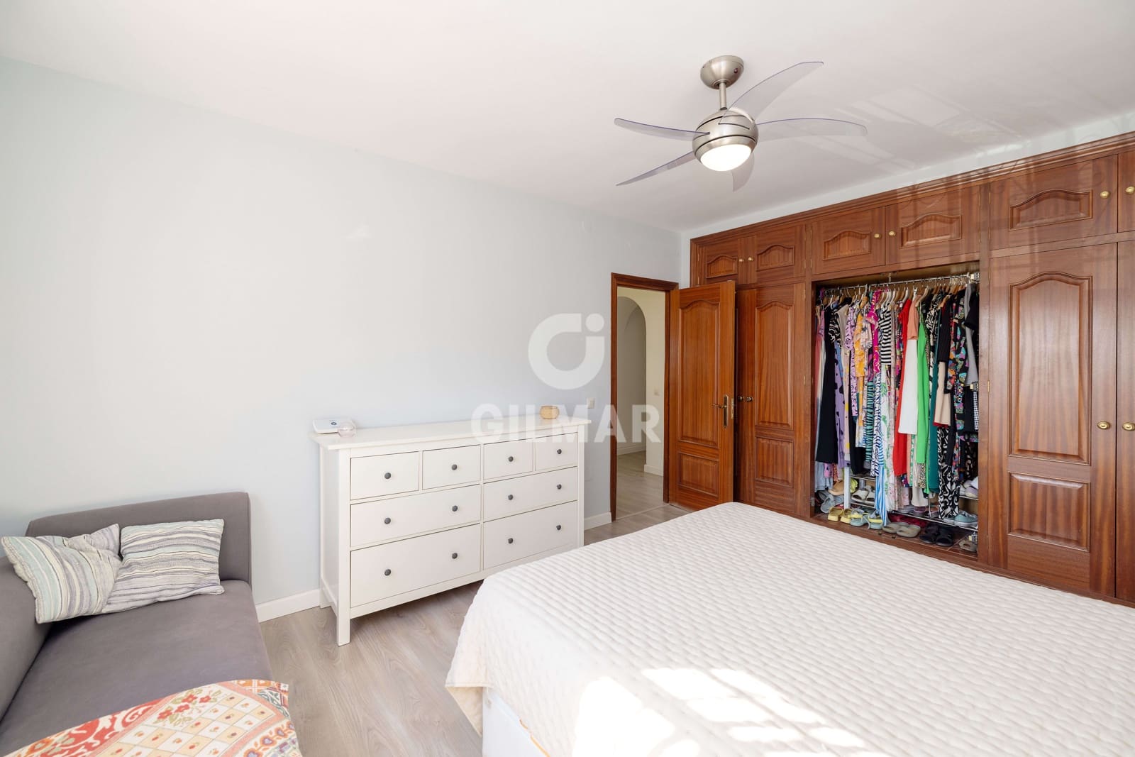 Chalet de 6 habitaciones en Estepona en venta con piscina - 1.490.000 € (Ref: 9205912)