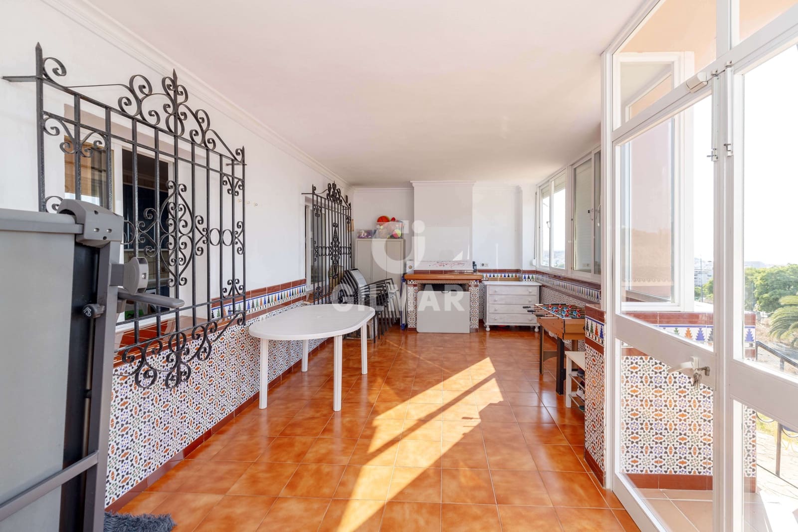 Chalet de 6 habitaciones en Estepona en venta con piscina - 1.490.000 € (Ref: 9205912)