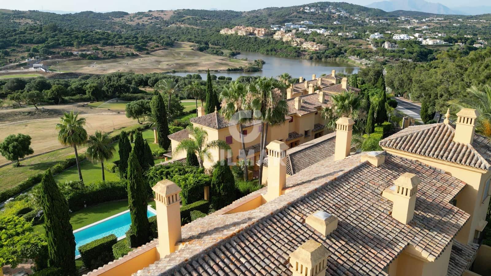 4 soveværelse Rækkehus til salg i Sotogrande med swimmingpool garage - € 780.000 (Ref: 9205915)