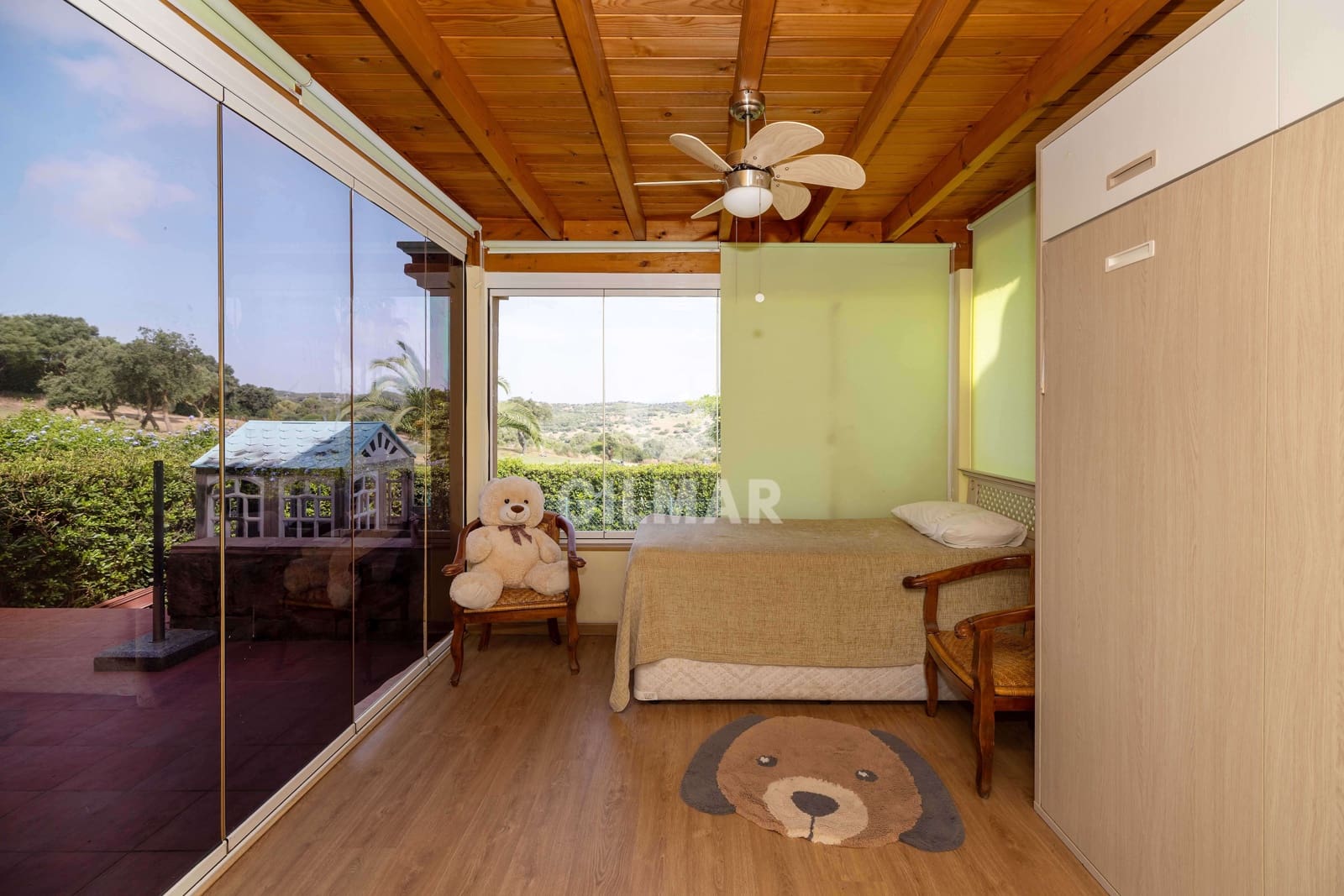 4 soveværelse Rækkehus til salg i Sotogrande med swimmingpool garage - € 780.000 (Ref: 9205915)