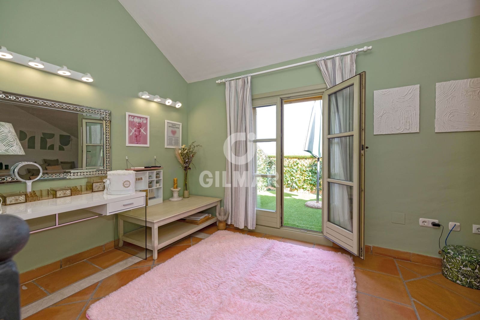 4 soveværelse Rækkehus til salg i Sotogrande med swimmingpool garage - € 780.000 (Ref: 9205915)