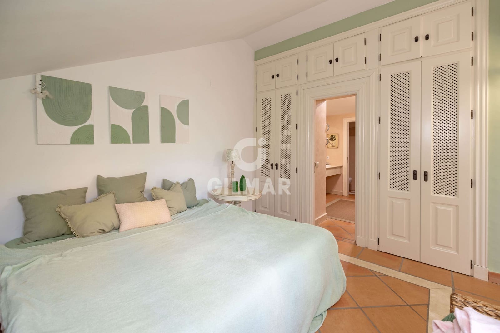 4 soveværelse Rækkehus til salg i Sotogrande med swimmingpool garage - € 780.000 (Ref: 9205915)