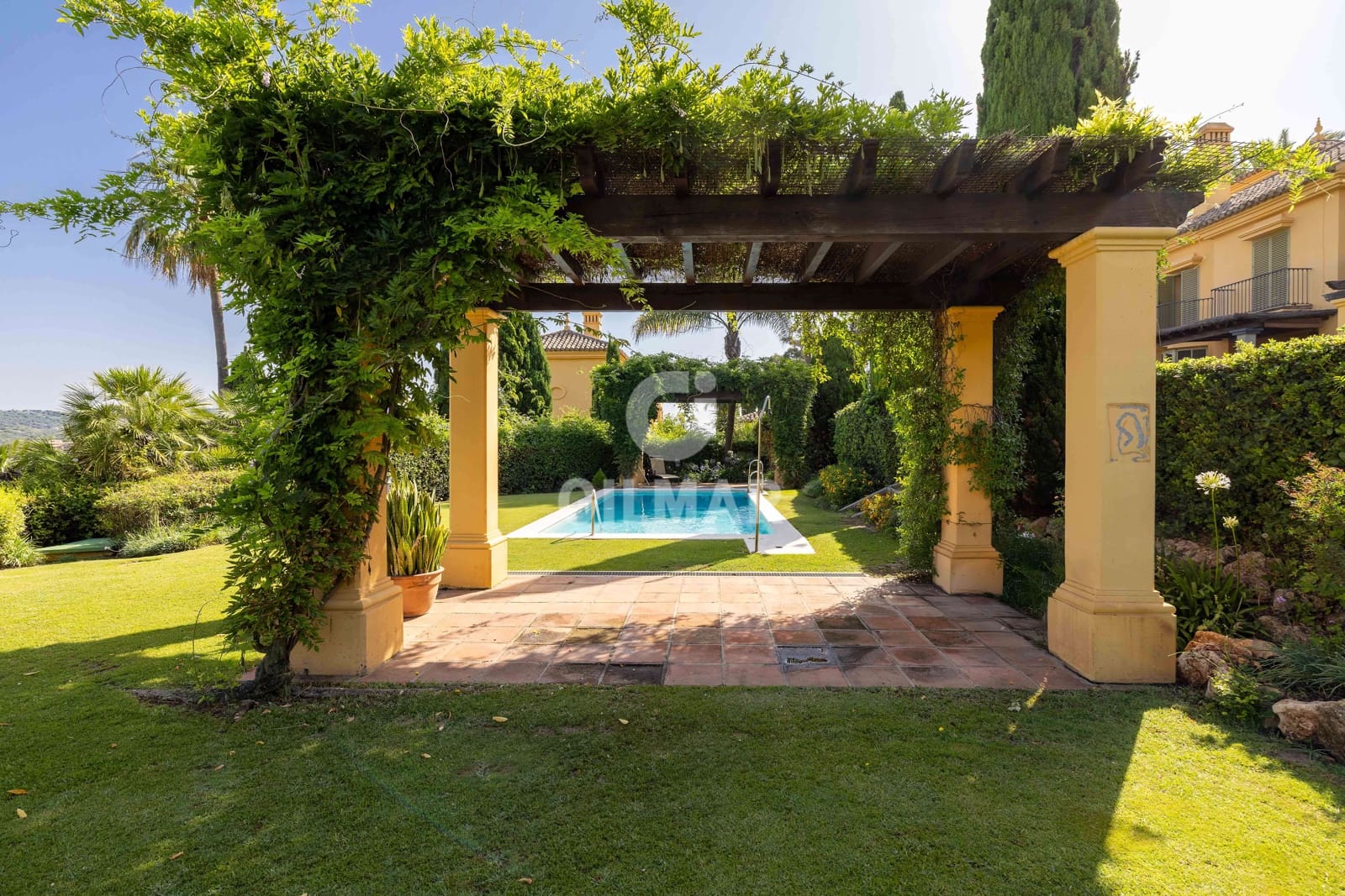 4 soveværelse Rækkehus til salg i Sotogrande med swimmingpool garage - € 780.000 (Ref: 9205915)