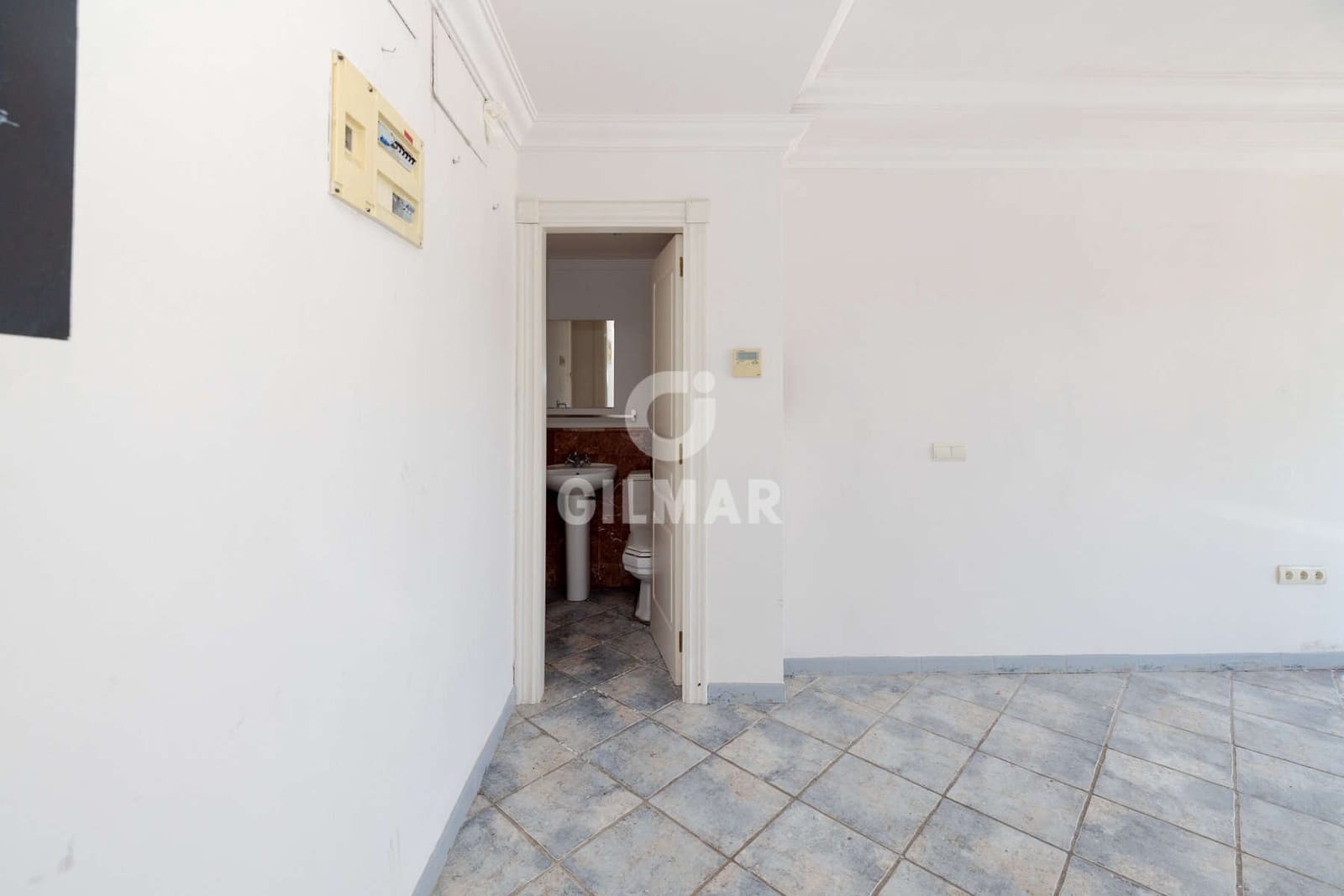 Commercieel te koop in El Paraiso - € 275.000 (Ref: 9205928)