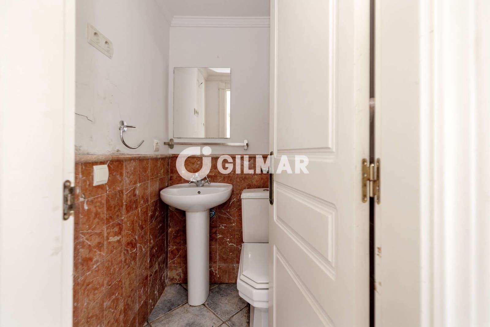 Gewerbe zu verkaufen in El Paraiso - 220.000 € (Ref: 9205928)