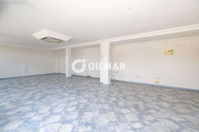 Kommersiell til salgs i El Paraiso, Estepona - € 220 000 (Ref: 9205928)