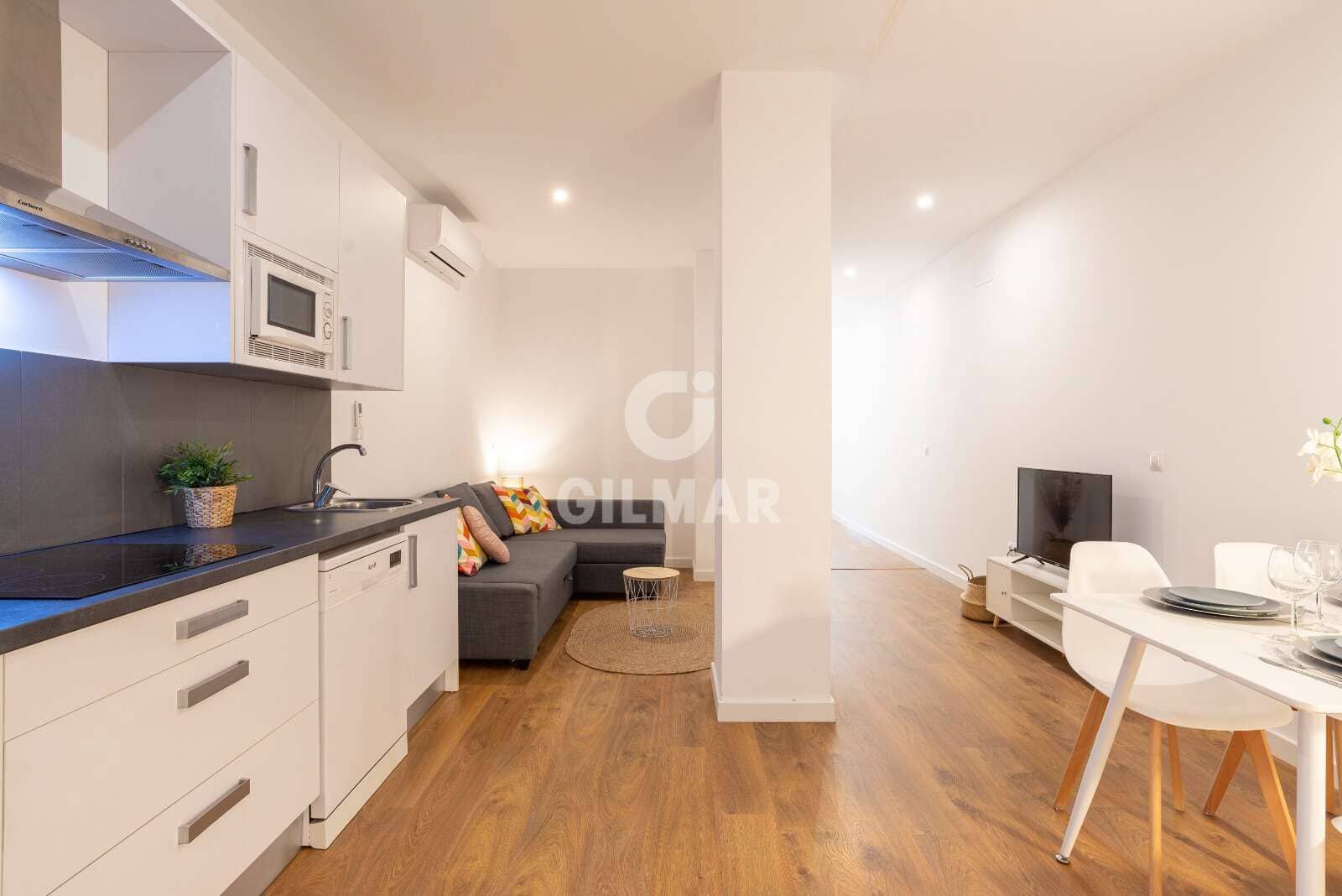 Loft til salgs i Torremolinos - € 1 600 000 (Ref: 9205931)