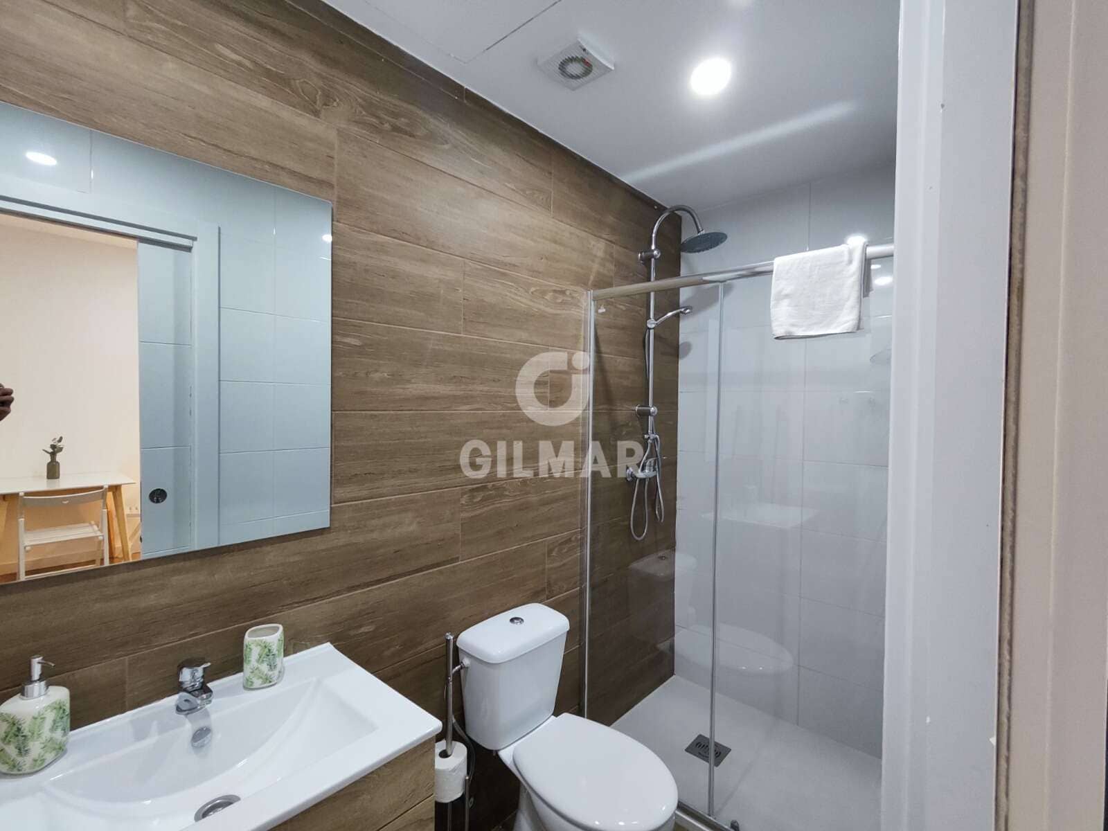 Loft til salgs i Torremolinos - € 1 600 000 (Ref: 9205931)