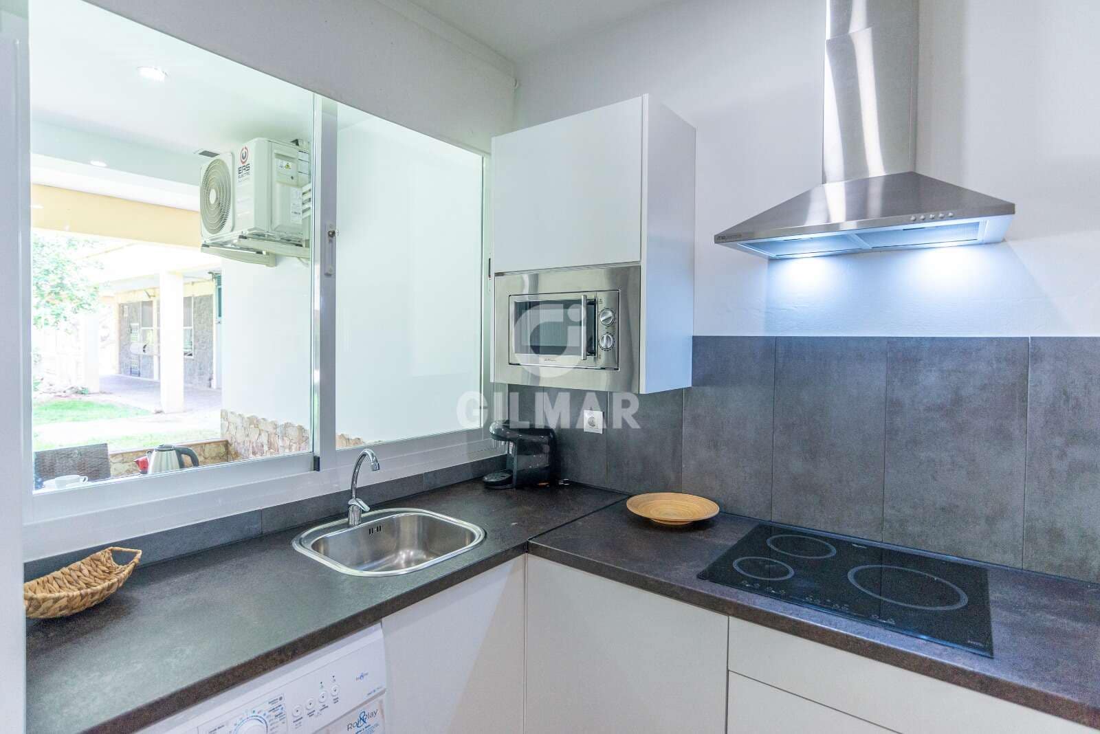 Loft til salgs i Torremolinos - € 1 600 000 (Ref: 9205931)