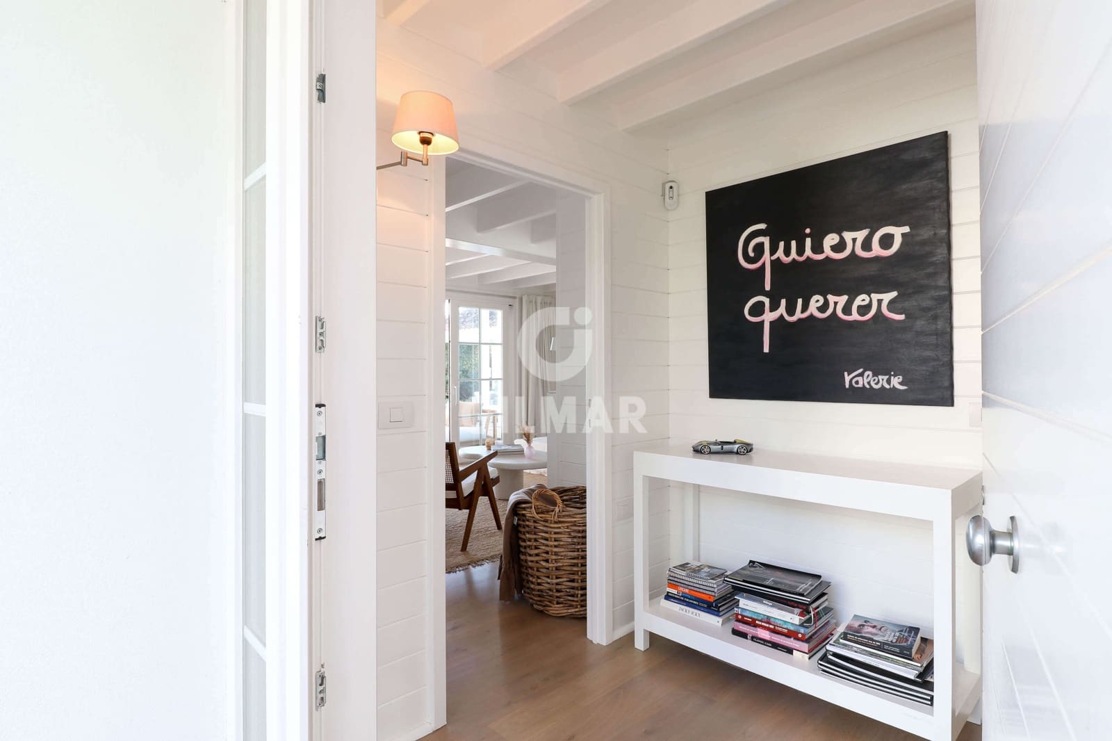 4 bedroom Villa for sale in Benahavis with pool garage - € 1,975,000 (Ref: 9205936)