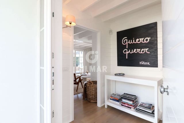 4 makuuhuone Huvila myytävänä paikassa El Paraíso, Benahavís mukana uima-altaan 
autotalli - 1 975 000 € (Ref: 9205936)