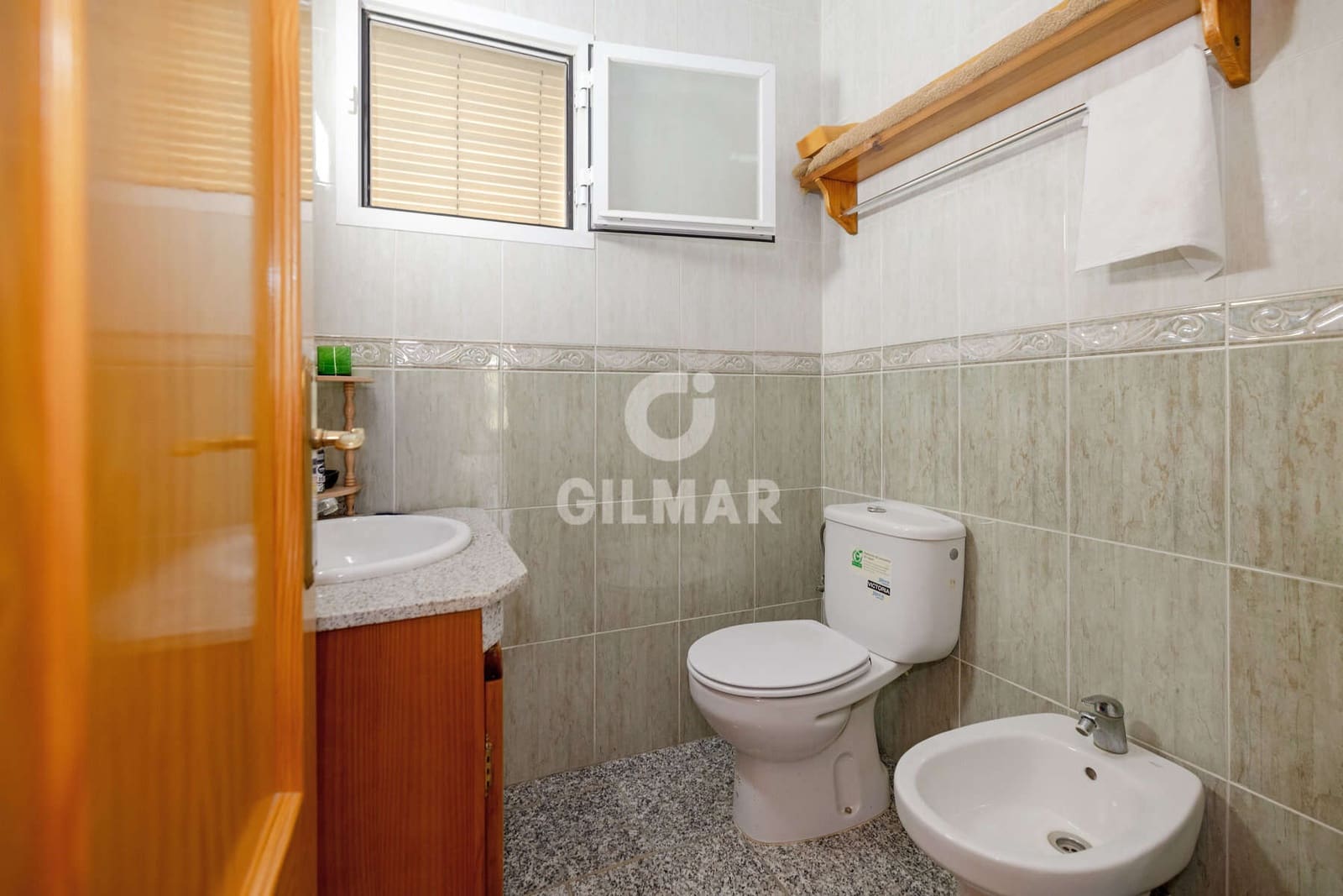 2 sypialnia Willa na sprzedaż w Estepona z garażem - 750 000 € (Ref: 9205938)