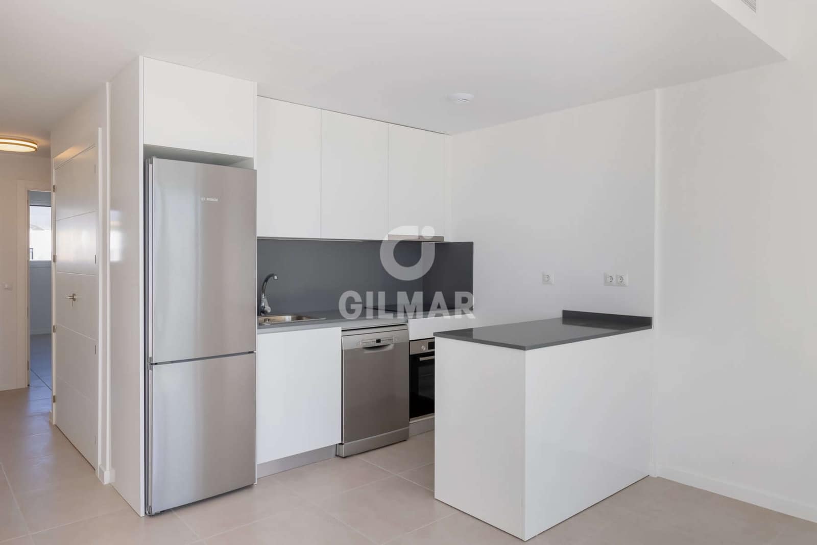 2 sovrum Takvåning till salu i Estepona med pool garage - 640 000 € (Ref: 9205941)