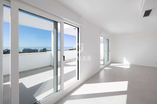 2 sovrum Takvåning till salu i Bahía Dorada, Estepona med pool garage - 640 000 € (Ref: 9205941)