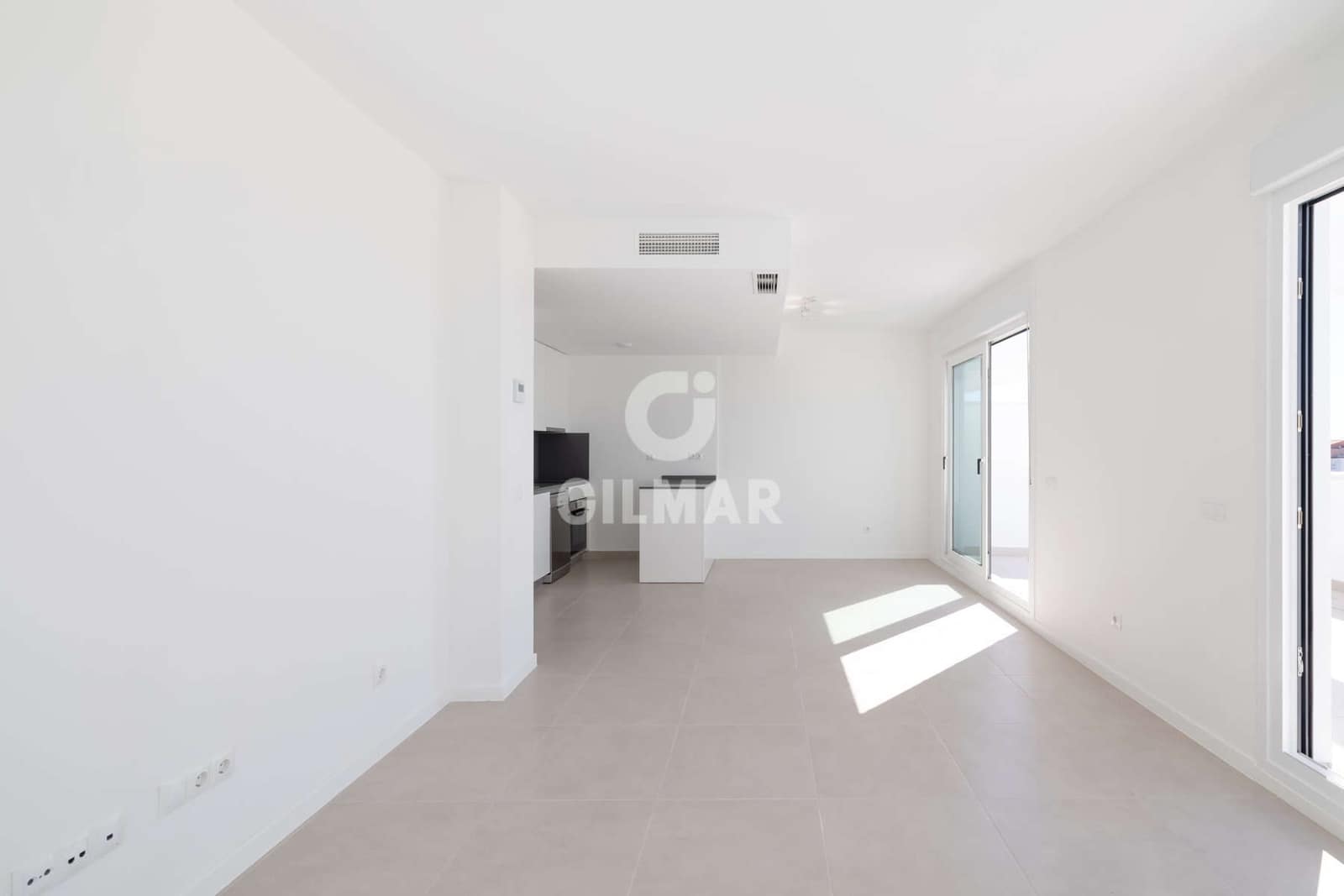 2 sovrum Takvåning till salu i Estepona med pool garage - 640 000 € (Ref: 9205941)