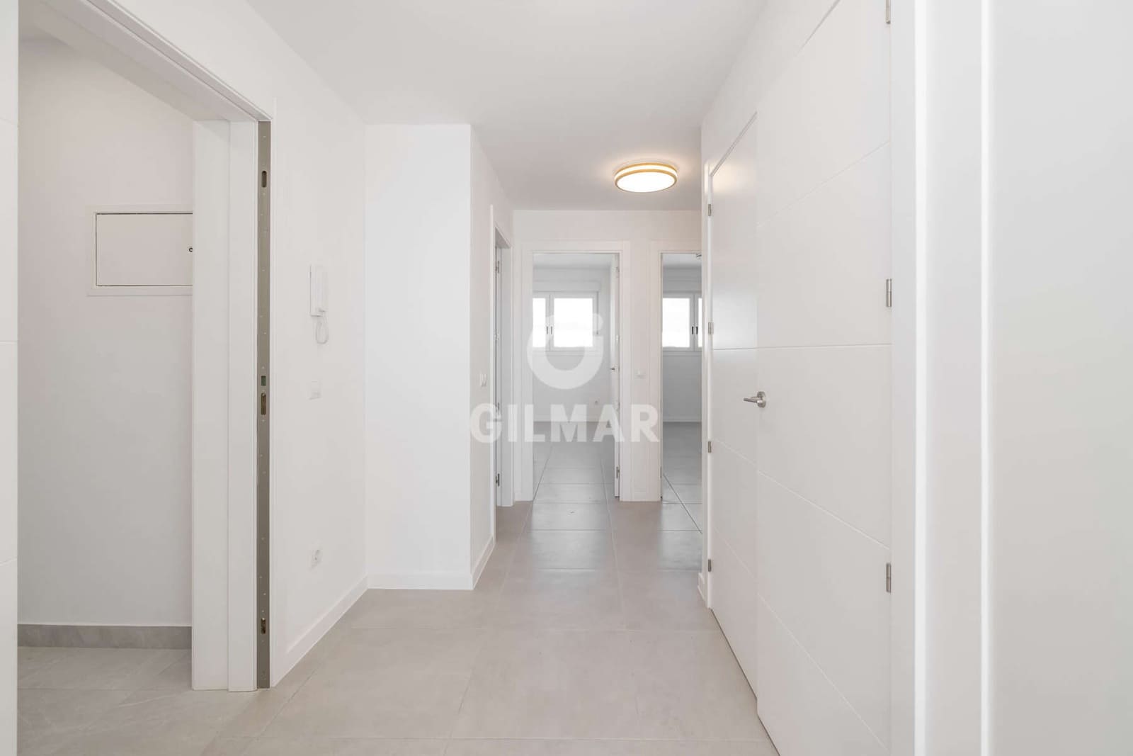 2 sovrum Takvåning till salu i Estepona med pool garage - 640 000 € (Ref: 9205941)