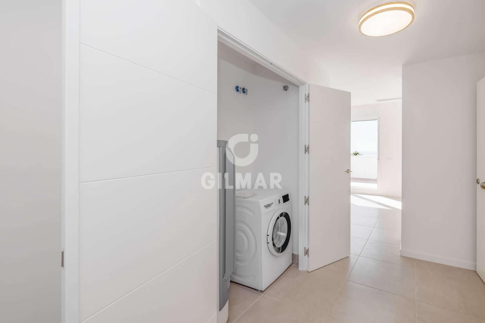 2 sovrum Takvåning till salu i Estepona med pool garage - 640 000 € (Ref: 9205941)