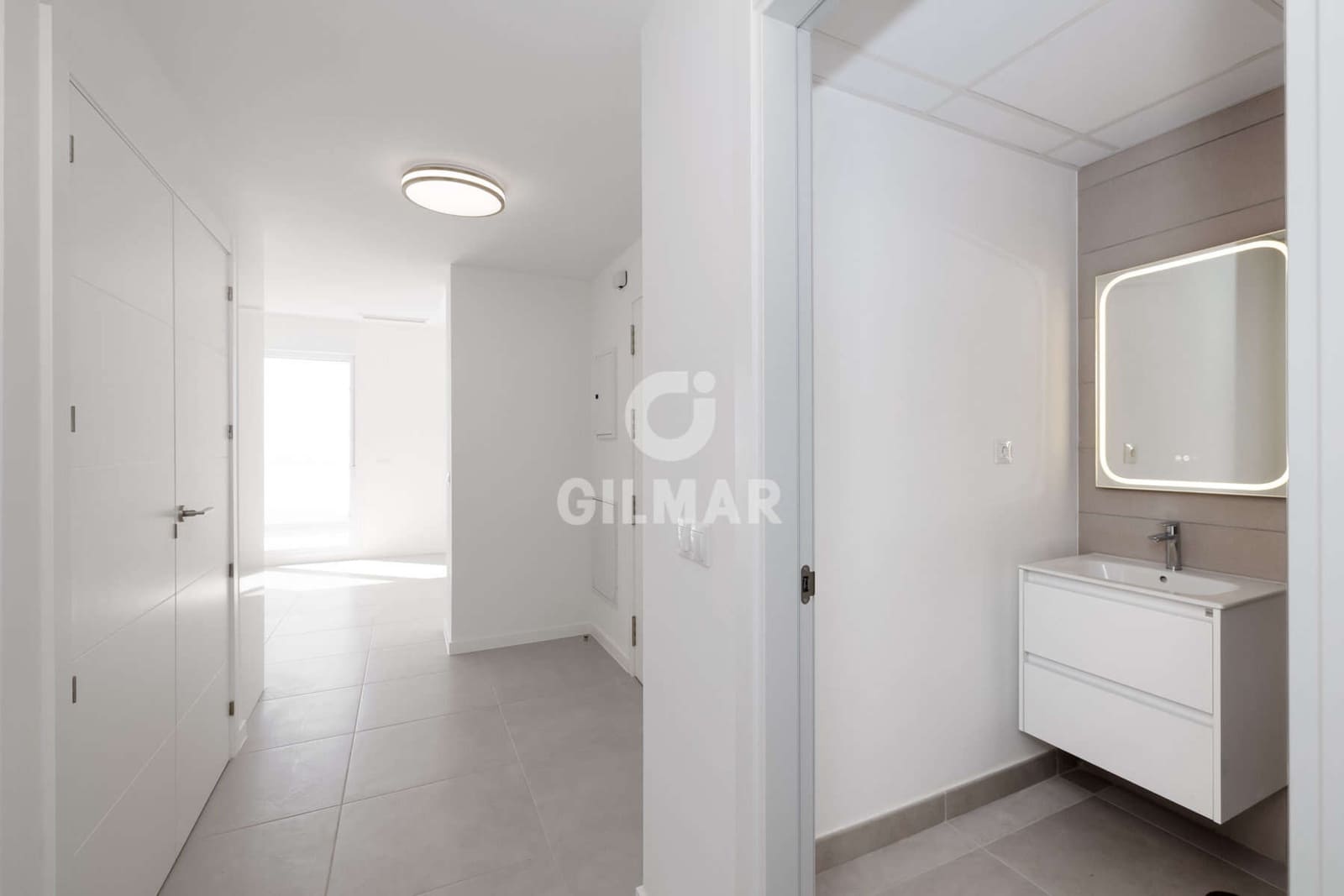 2 sovrum Takvåning till salu i Estepona med pool garage - 640 000 € (Ref: 9205941)