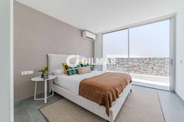 Chalet de 3 habitaciones en Callao Salvaje, Adeje en venta con piscina garaje - 1.490.000 € (Ref: 9205947)