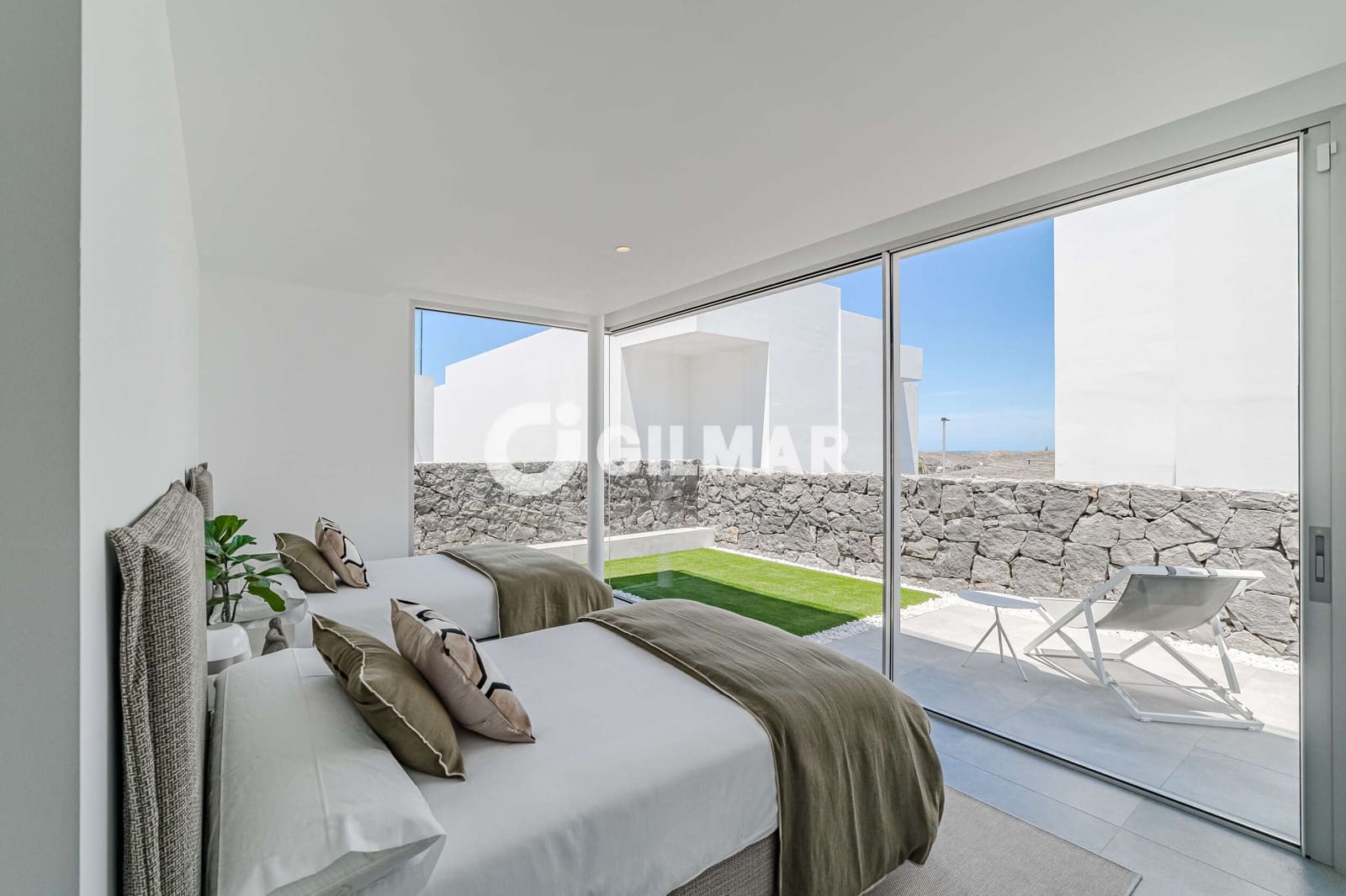 3 bedroom Villa for sale in Callao Salvaje with pool garage - € 1,490,000 (Ref: 9205947)