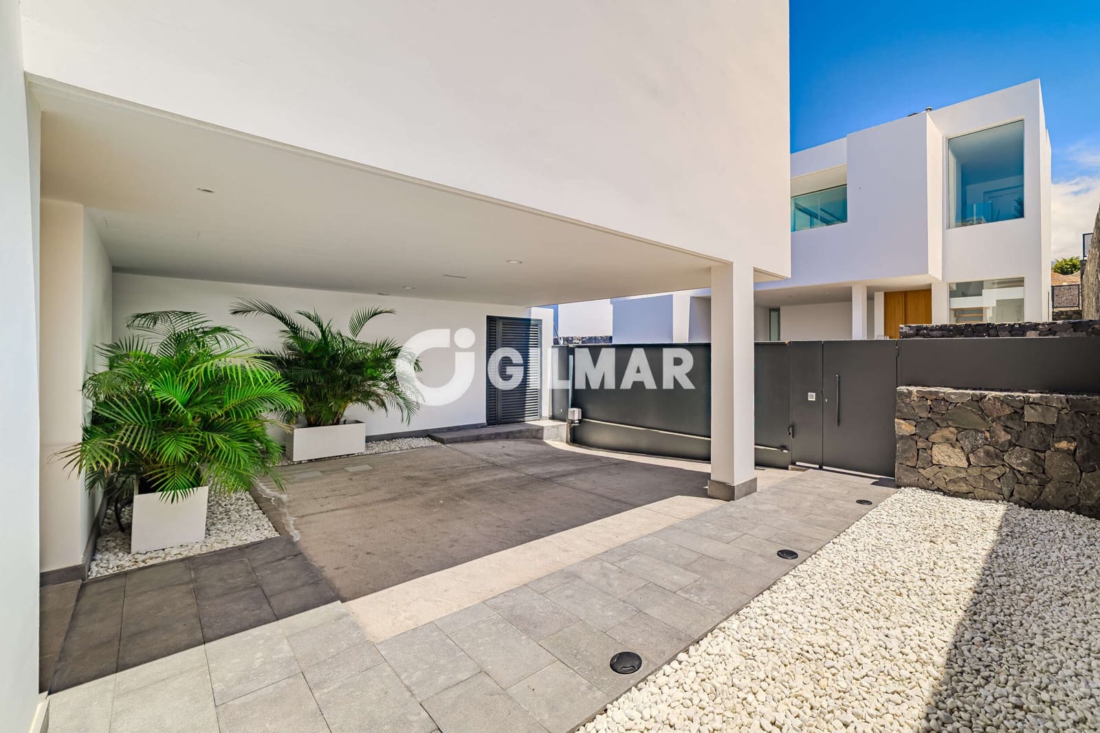 3 bedroom Villa for sale in Callao Salvaje with pool garage - € 1,490,000 (Ref: 9205947)