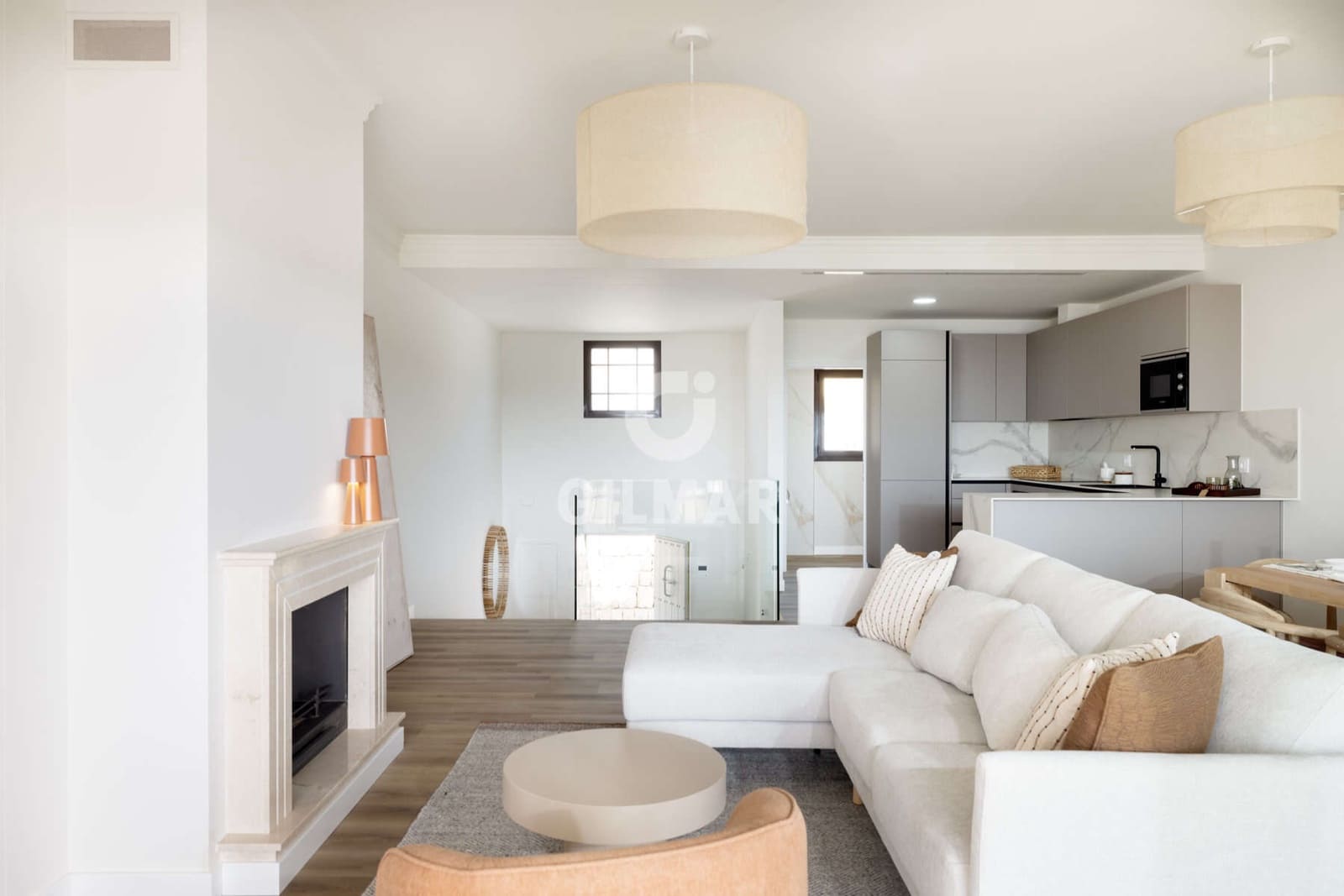 3 soveværelse Rækkehus til salg i Estepona med swimmingpool garage - € 470.250 (Ref: 9205950)