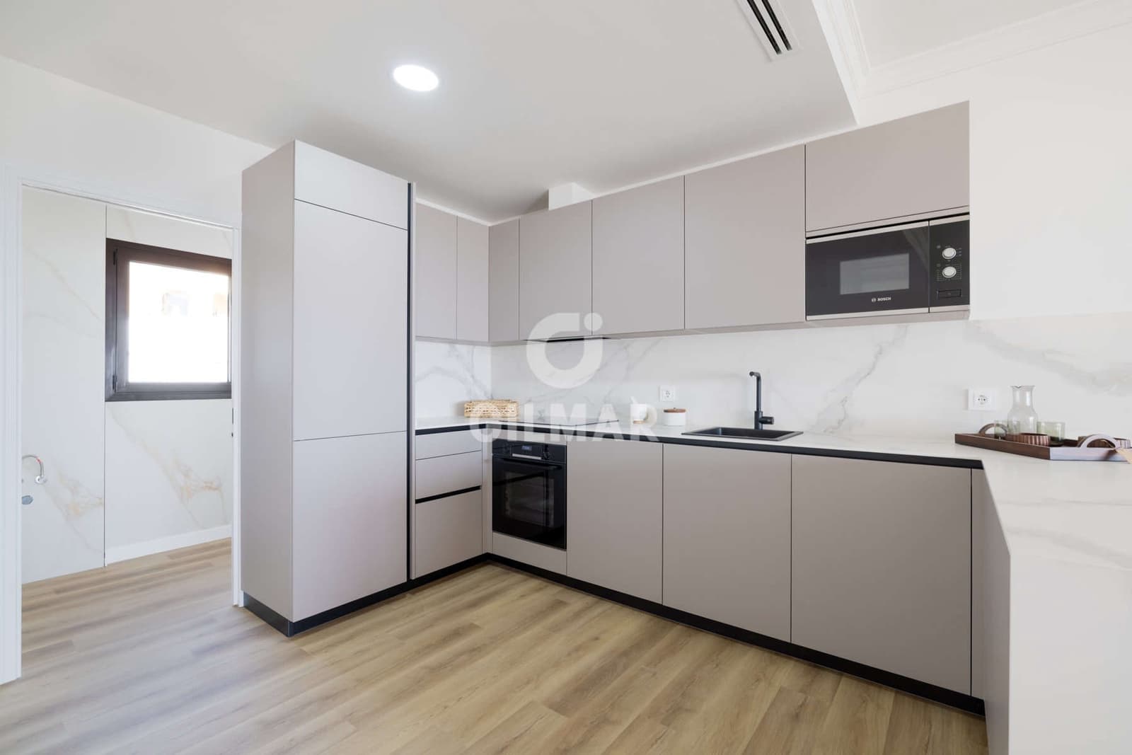 3 soveværelse Rækkehus til salg i Estepona med swimmingpool garage - € 470.250 (Ref: 9205950)