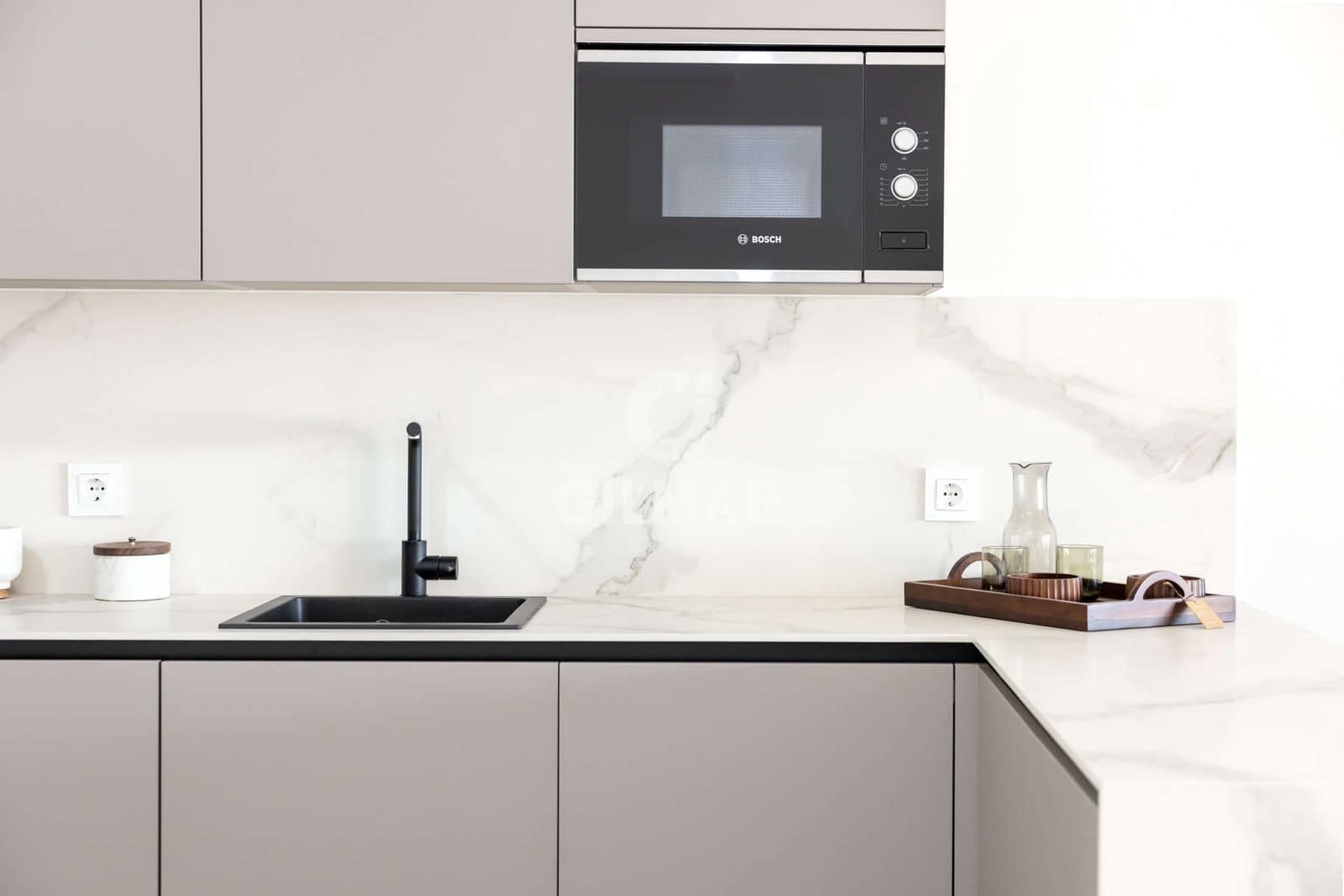 3 soveværelse Rækkehus til salg i Estepona med swimmingpool garage - € 470.250 (Ref: 9205950)