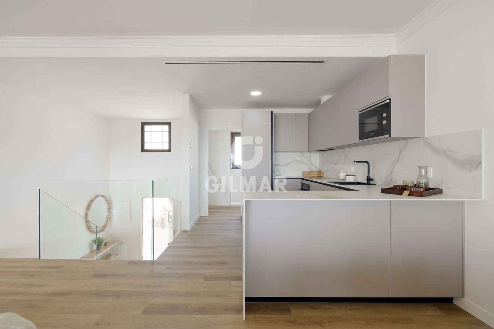 3 soveværelse Rækkehus til salg i Estepona med swimmingpool garage - € 470.250 (Ref: 9205950)