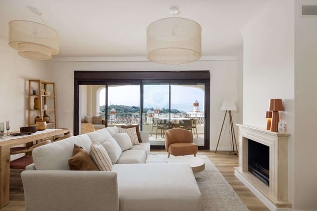 3 makuuhuone Rivitalo myytävänä paikassa Valle Romano Golf, Estepona mukana uima-altaan 
autotalli - 470 250 € (Ref: 9205950)