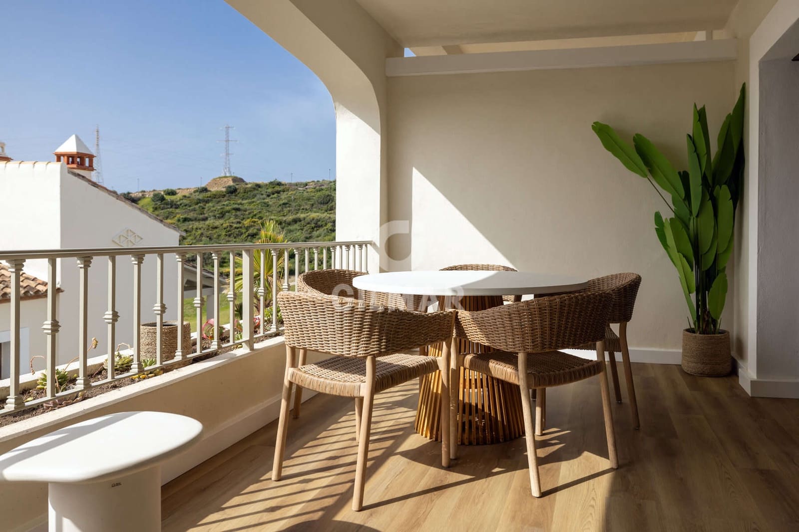 3 soveværelse Rækkehus til salg i Estepona med swimmingpool garage - € 470.250 (Ref: 9205950)