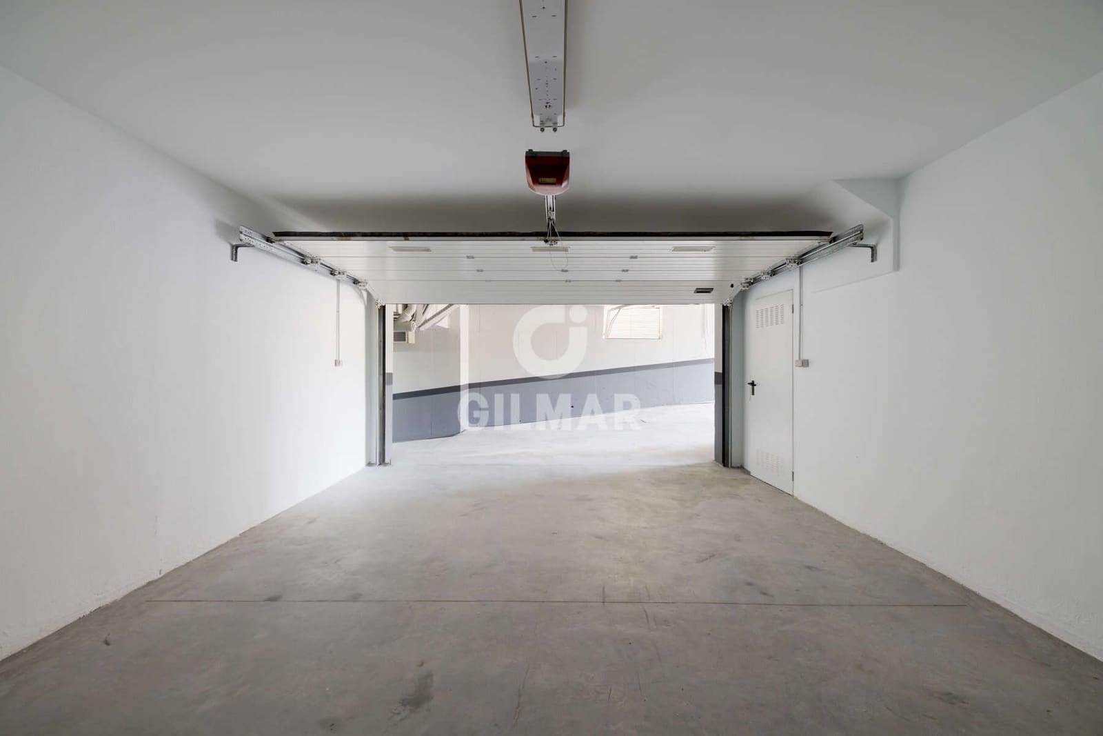 3 soveværelse Rækkehus til salg i Estepona med swimmingpool garage - € 470.250 (Ref: 9205950)