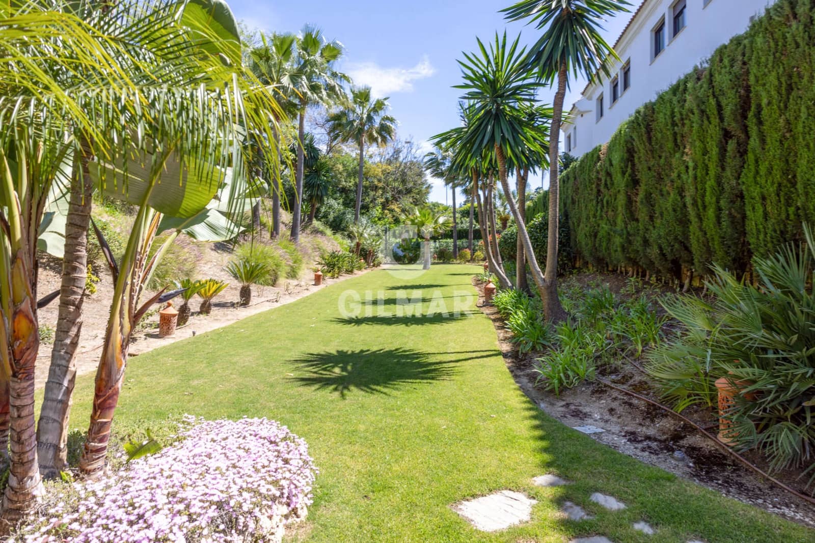 3 sypialnia Mieszkanie na sprzedaż w Costalita z basenem garażem - 419 000 € (Ref: 9205953)