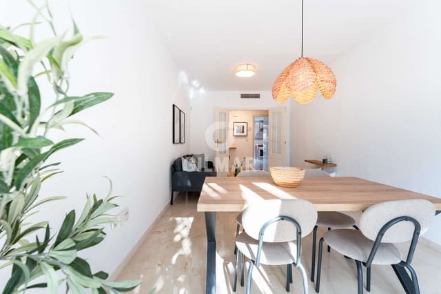 Piso de 3 habitaciones en Costalita, Estepona en venta con piscina garaje - 419.000 € (Ref: 9205953)