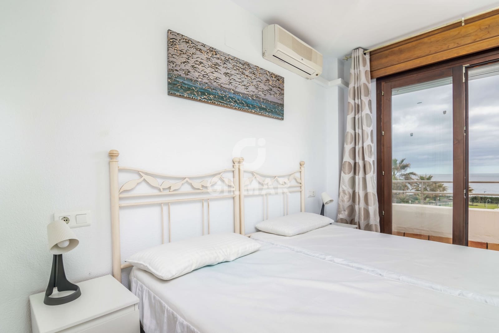 5 soverom Rekkehus til salgs i Manilva med svømmebasseng garasje - € 510 000 (Ref: 9205954)