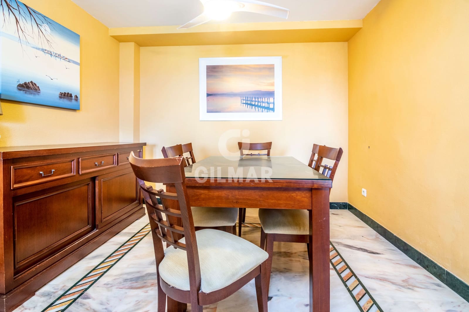 5 soverom Rekkehus til salgs i Manilva med svømmebasseng garasje - € 510 000 (Ref: 9205954)