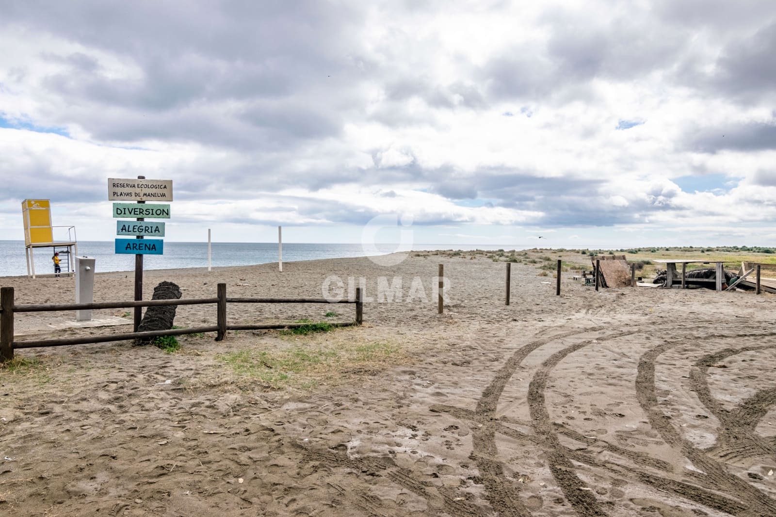 5 soverom Rekkehus til salgs i Manilva med svømmebasseng garasje - € 510 000 (Ref: 9205954)