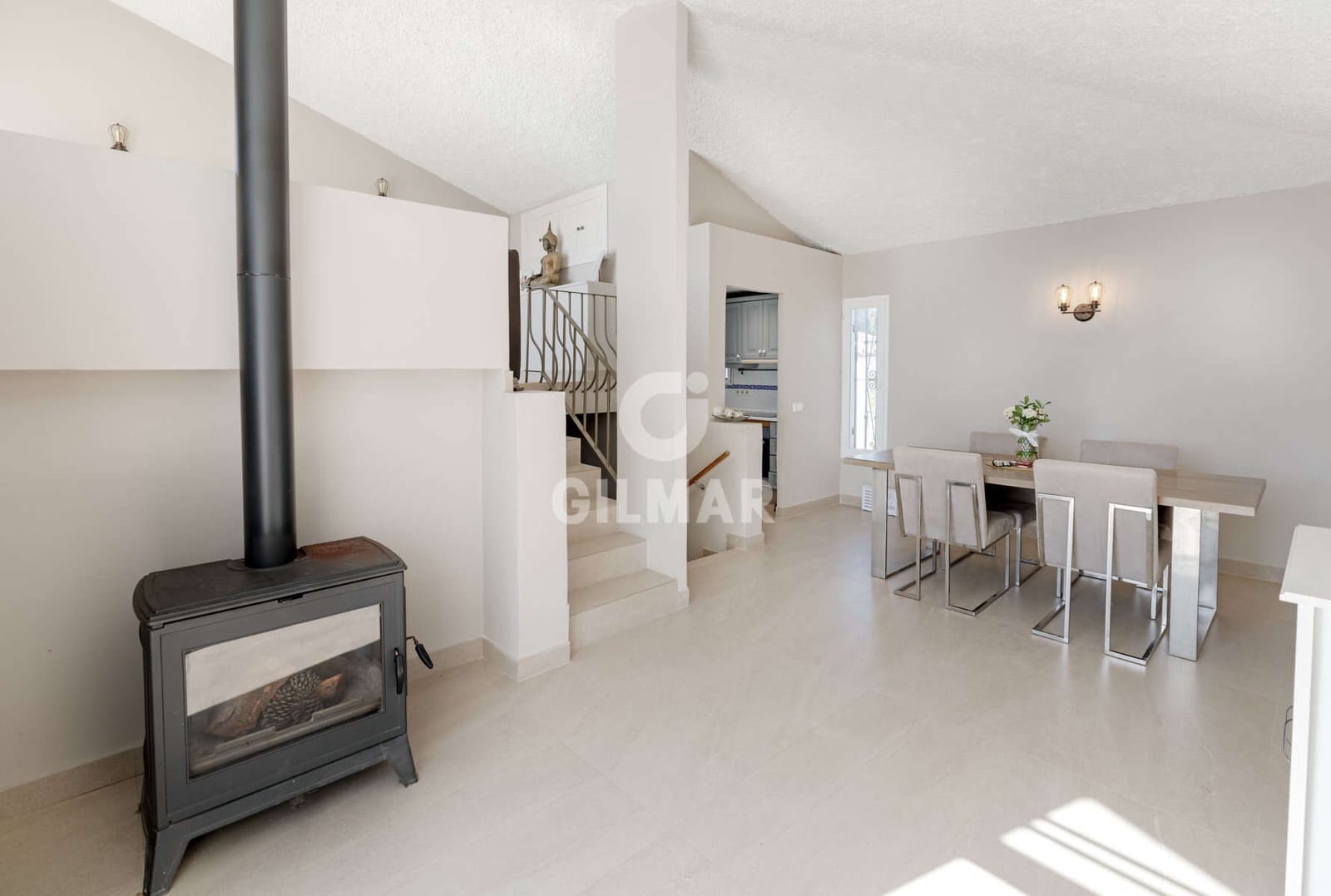 3 soveværelse Rækkehus til salg i Buenas Noches med swimmingpool - € 544.000 (Ref: 9205955)