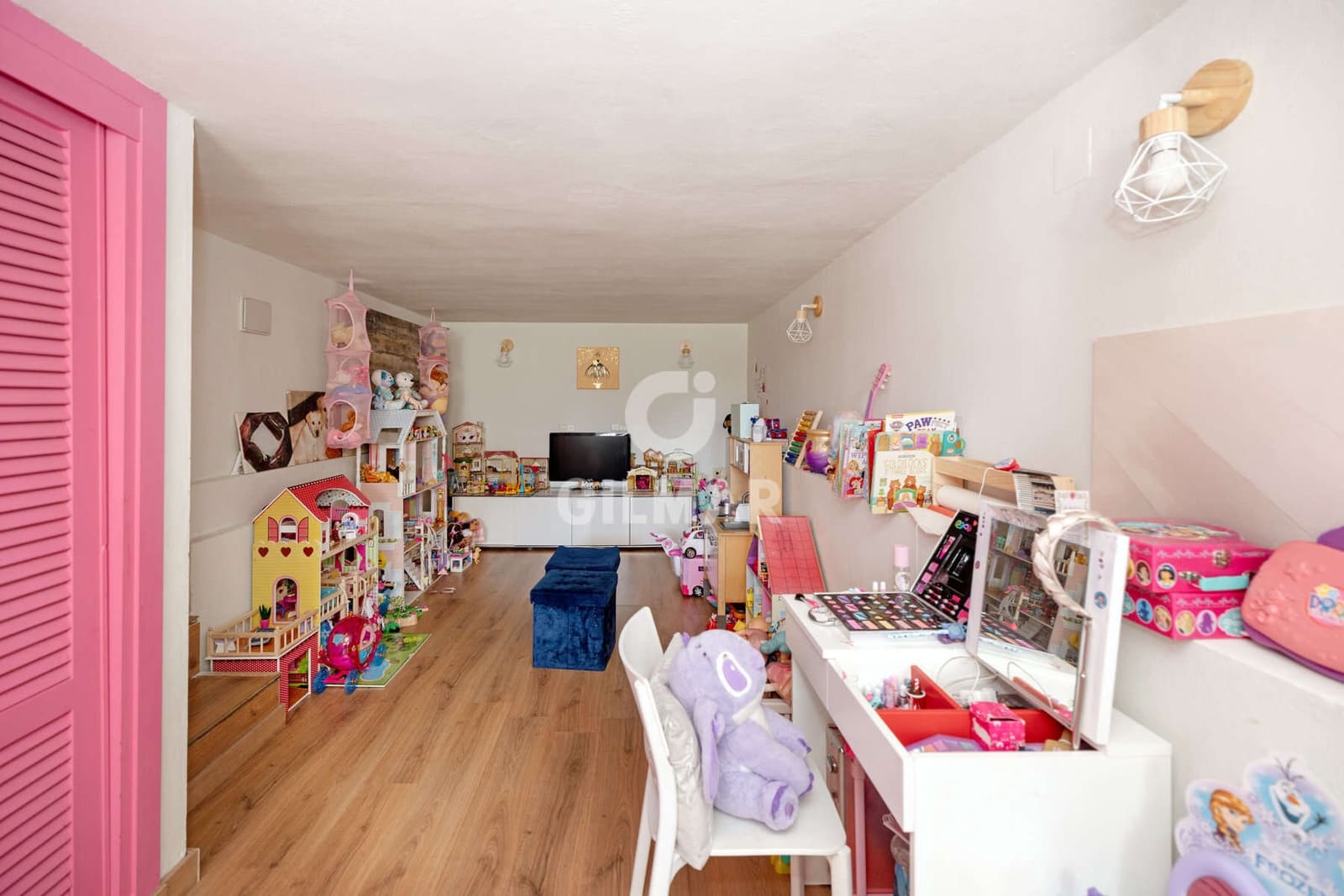 3 soveværelse Rækkehus til salg i Buenas Noches med swimmingpool - € 544.000 (Ref: 9205955)