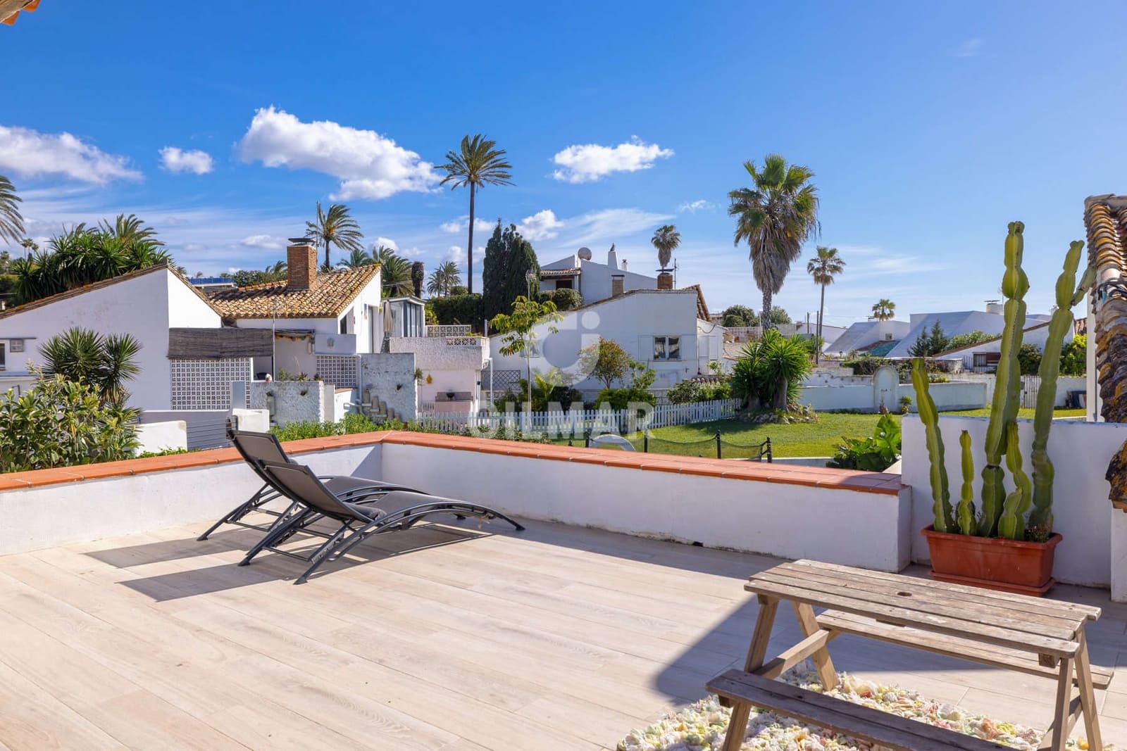 3 soveværelse Rækkehus til salg i Buenas Noches med swimmingpool - € 544.000 (Ref: 9205955)