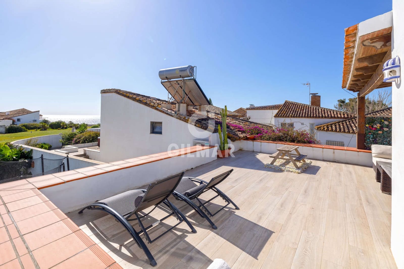 3 soveværelse Rækkehus til salg i Buenas Noches med swimmingpool - € 544.000 (Ref: 9205955)