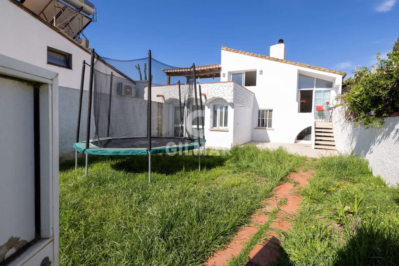 3 soveværelse Rækkehus til salg i Buenas Noches med swimmingpool - € 544.000 (Ref: 9205955)