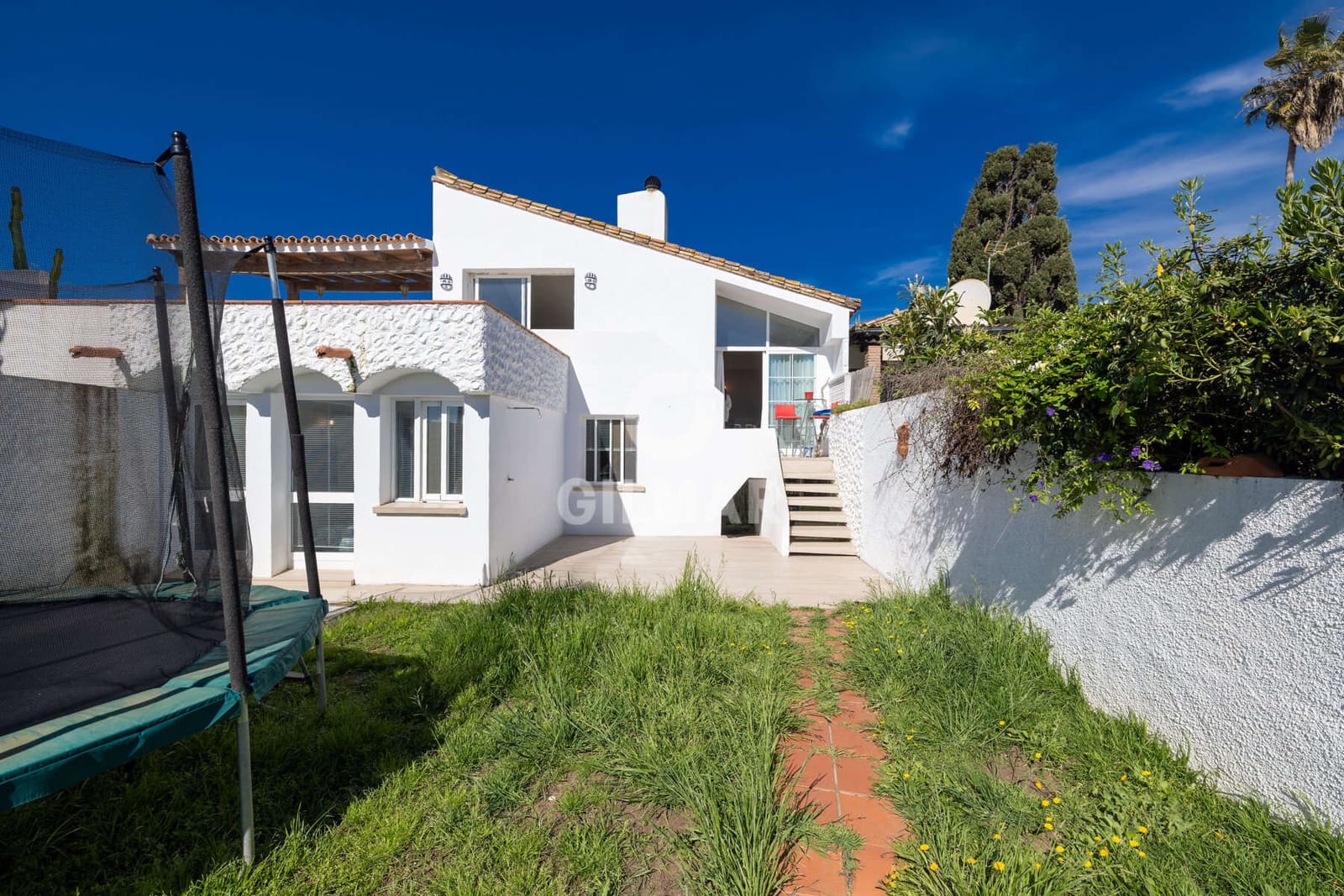 3 soveværelse Rækkehus til salg i Buenas Noches med swimmingpool - € 544.000 (Ref: 9205955)