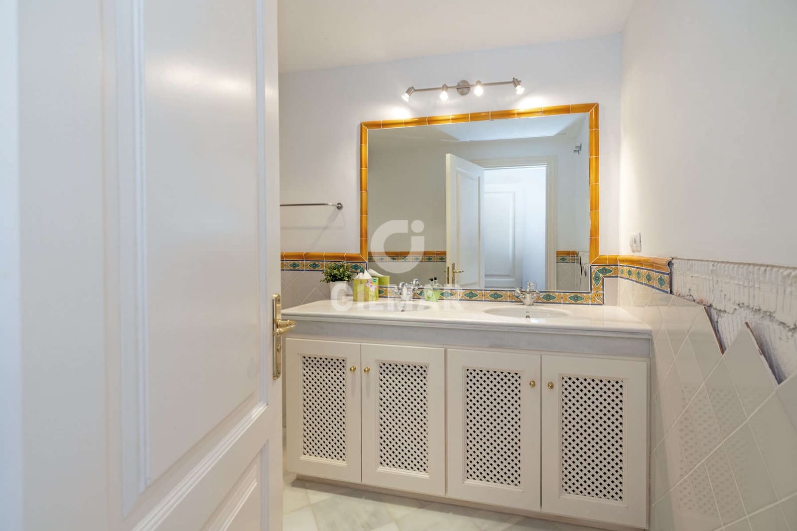 3 soveværelse Rækkehus til salg i La Heredia med swimmingpool garage - € 695.000 (Ref: 9205957)