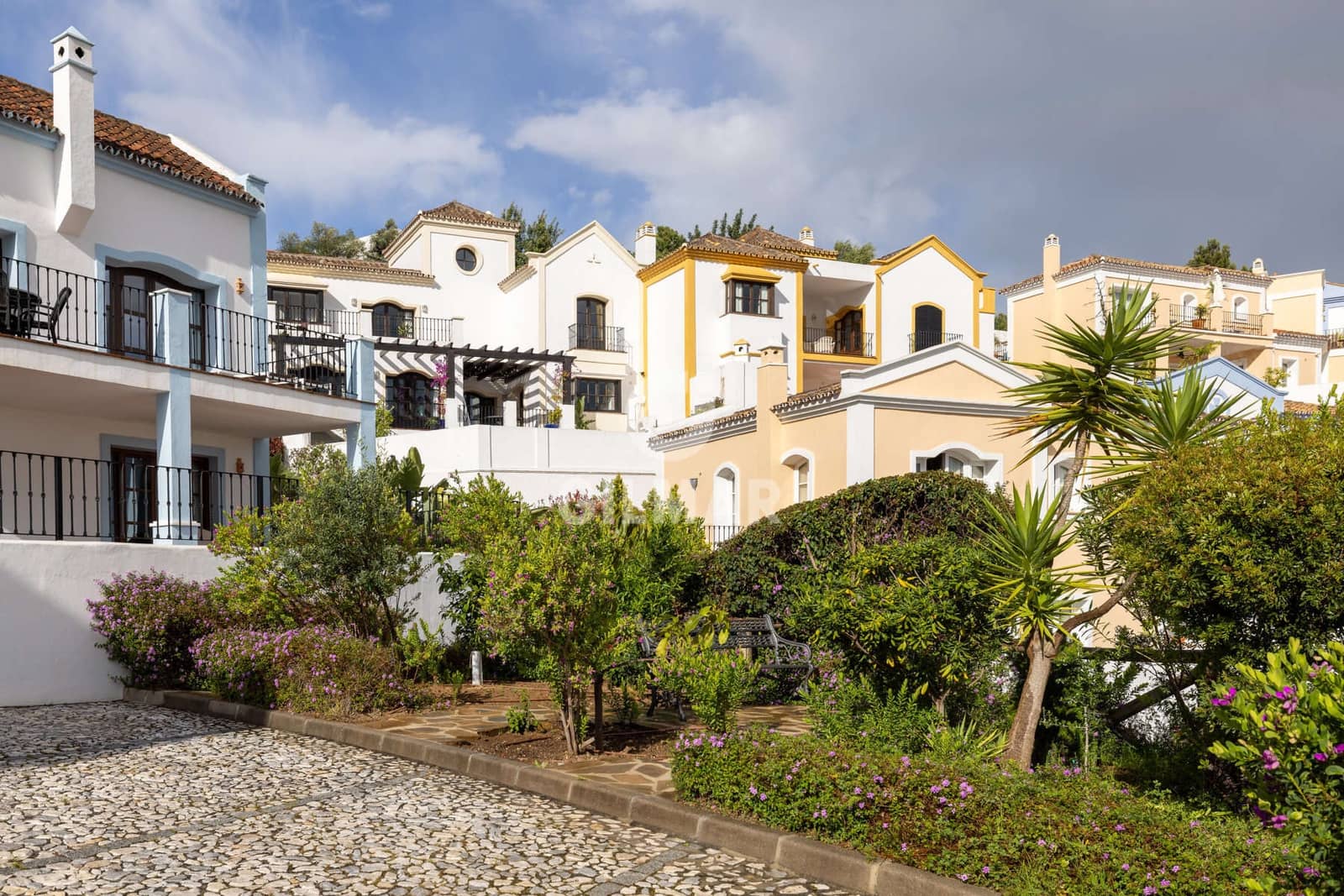 3 soveværelse Rækkehus til salg i La Heredia med swimmingpool garage - € 695.000 (Ref: 9205957)