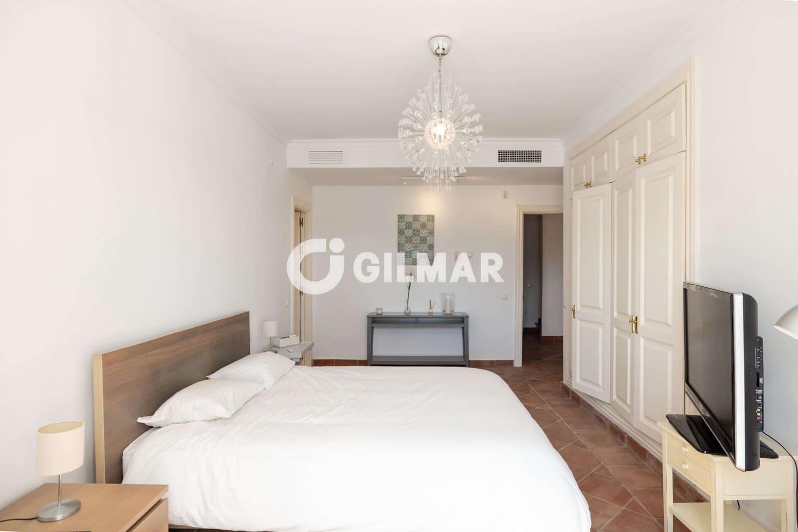 3 bedroom Terraced Villa for sale in Benahavis with pool garage - € 625,000 (Ref: 9205957)