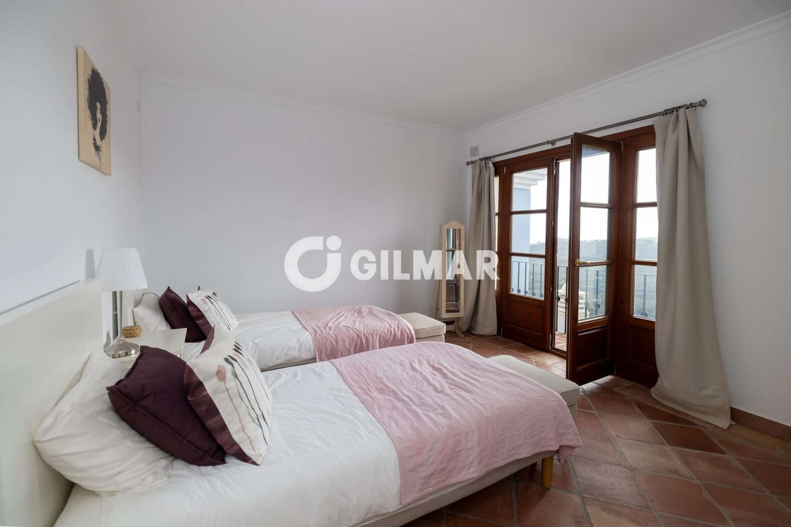 3 bedroom Terraced Villa for sale in Benahavis with pool garage - € 625,000 (Ref: 9205957)